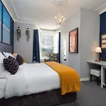 Glenholme Guest House